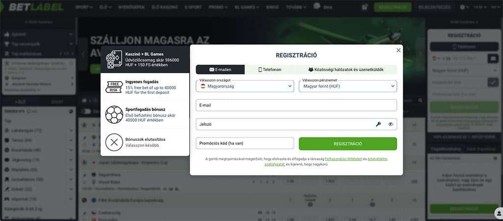 A BetLabel online kaszinó felülete, amelyen a regisztráció folyamata és a bónuszok bemutatása látható.